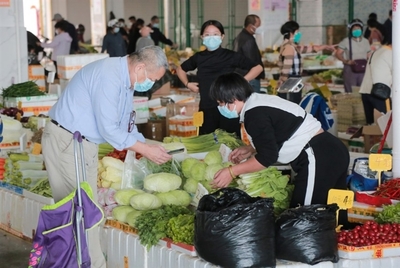 三亚南果公益性农产品批发市场试营业